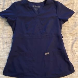 Greys Anatomy women’s scrub top size small